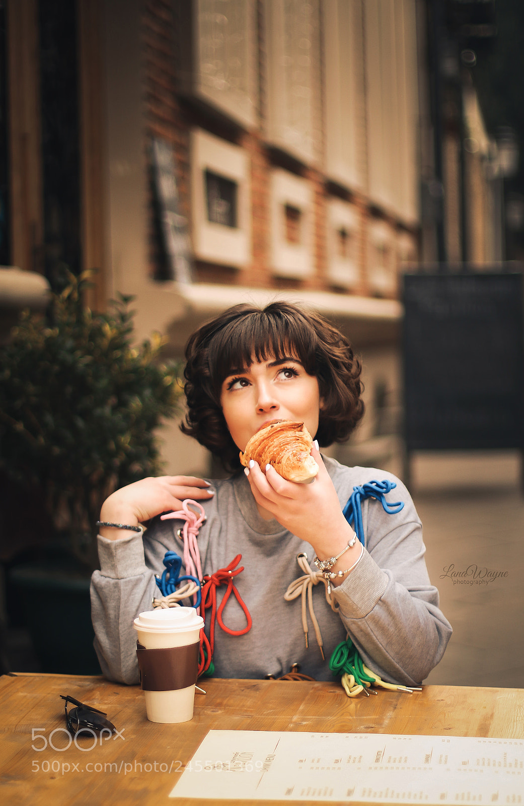 Canon EOS 7D Mark II sample photo. Street photography