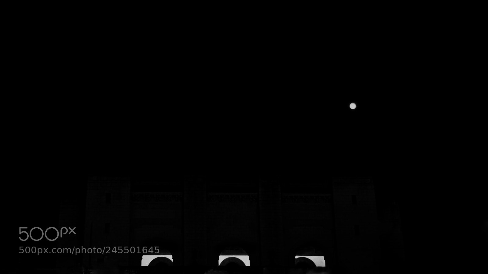 Apple iPhone 6 Plus sample photo. Moon... and light photography