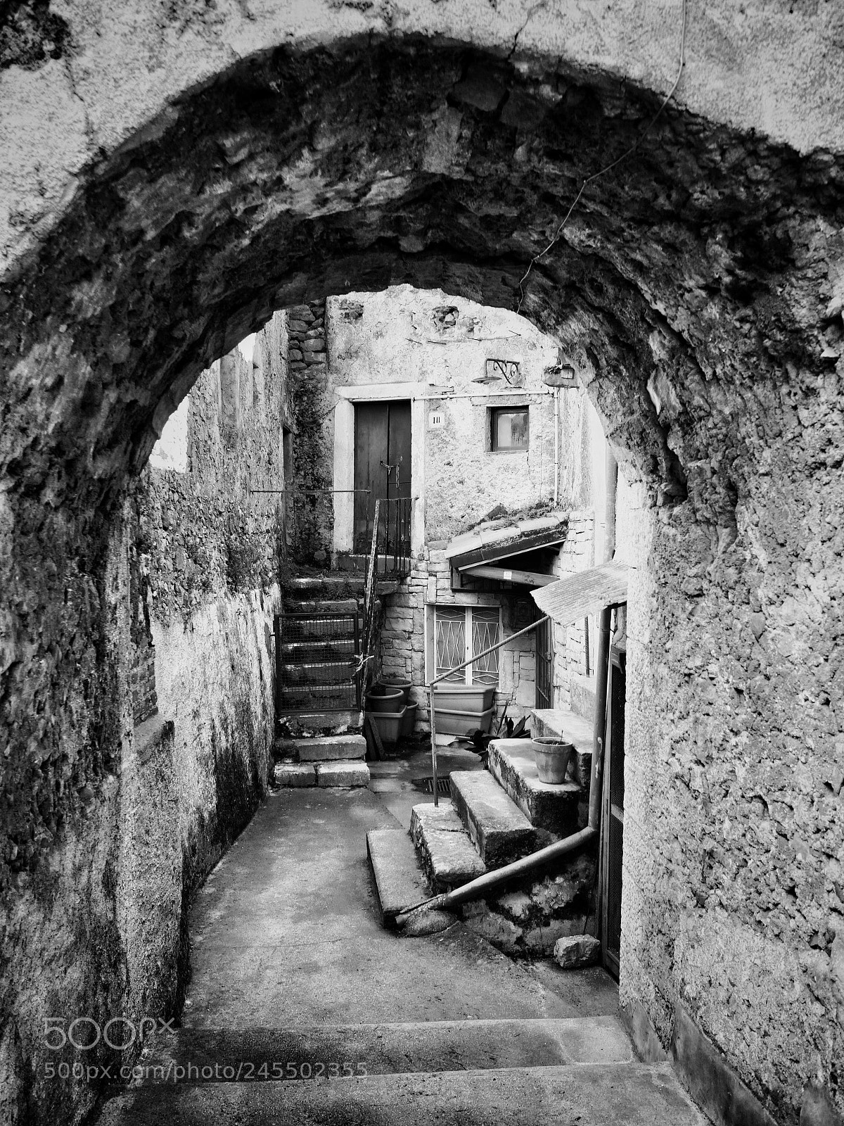 Panasonic Lumix DMC-GX8 sample photo. In black or white photography