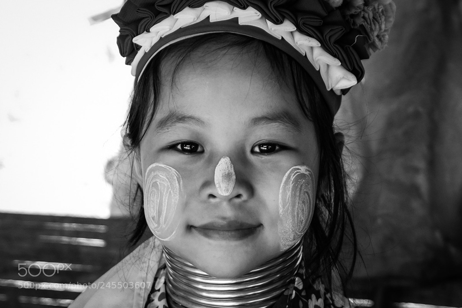 Fujifilm X100F sample photo. Long neck girl photography