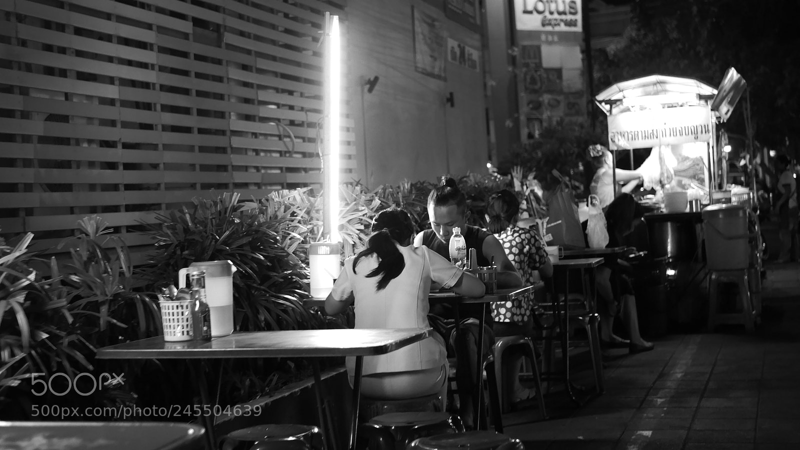 Panasonic Lumix DMC-GX85 (Lumix DMC-GX80 / Lumix DMC-GX7 Mark II) sample photo. Street food,thailand photography