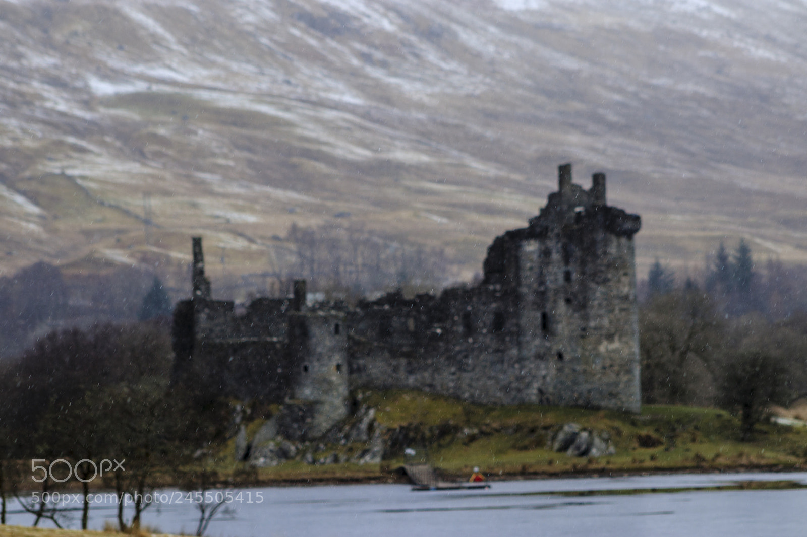 Canon EOS M5 sample photo. Kilchurn castle in a photography