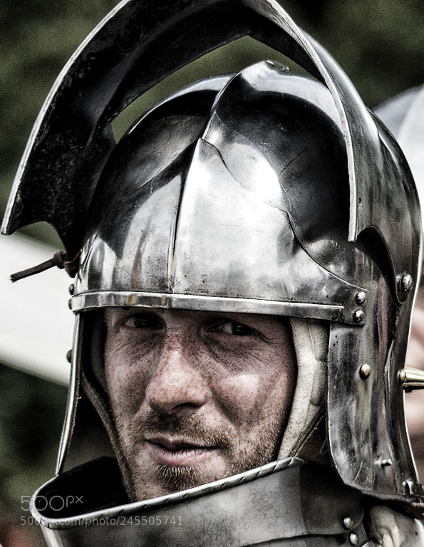 Nikon D7100 sample photo. Awaiting battle photography