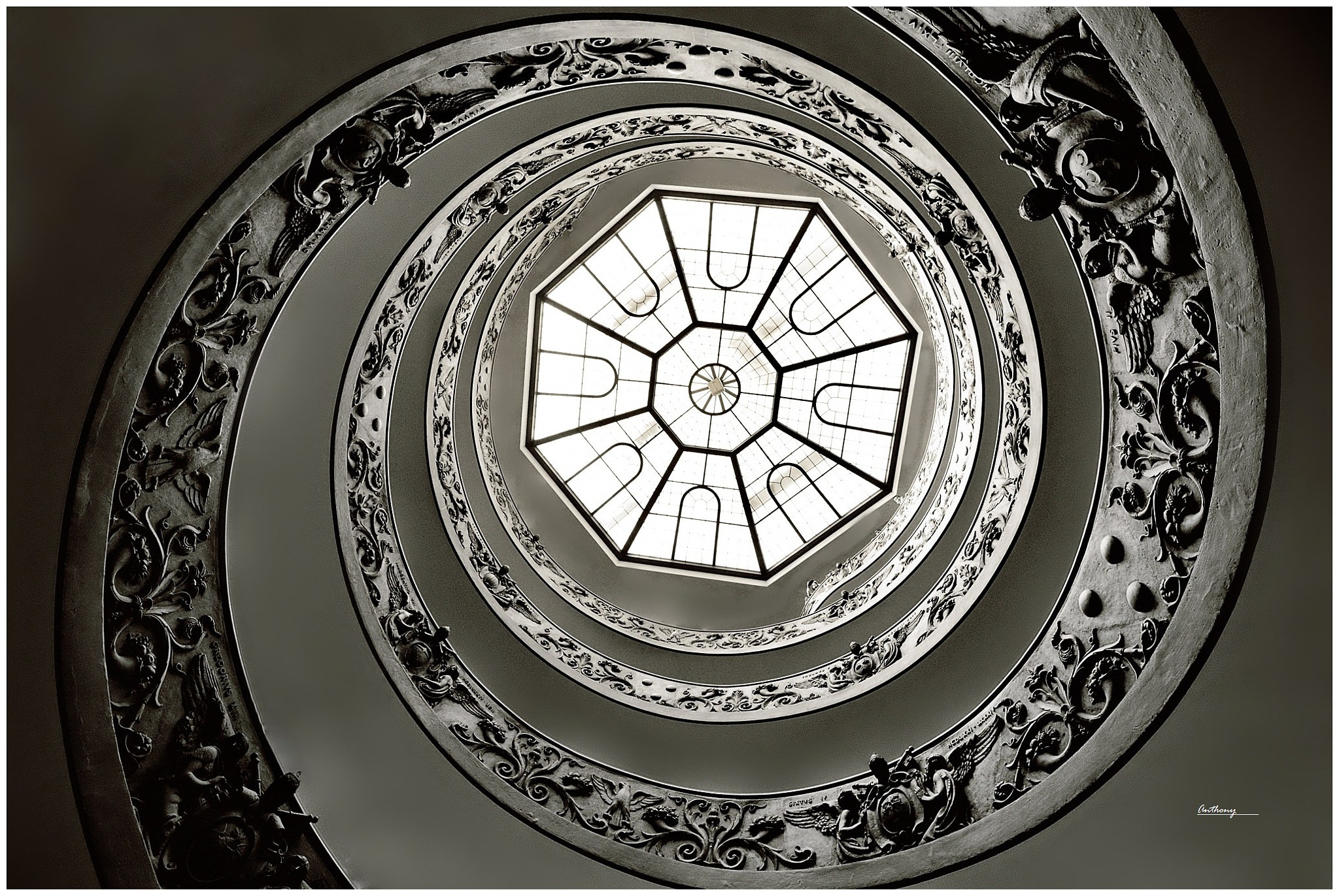 Nikon D5100 + Sigma 10-20mm F4-5.6 EX DC HSM sample photo. Bramante staircase - part 2 (repost in greyscale) photography
