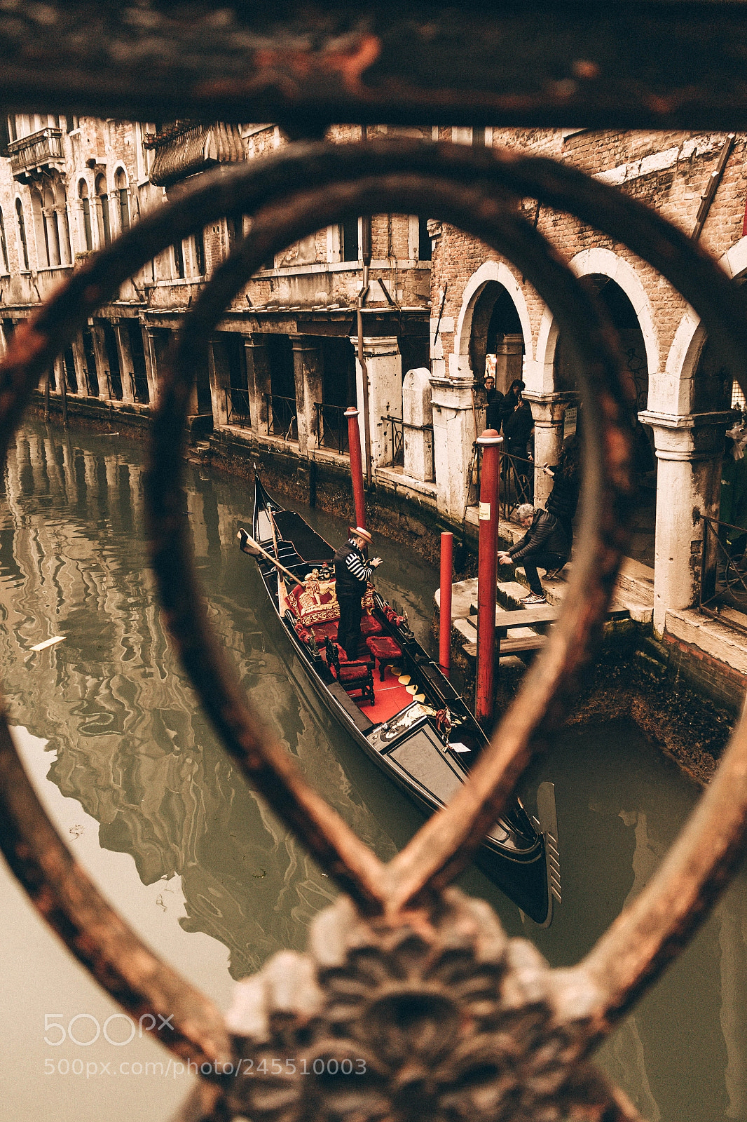 Canon EOS 700D (EOS Rebel T5i / EOS Kiss X7i) sample photo. Gondolier photography