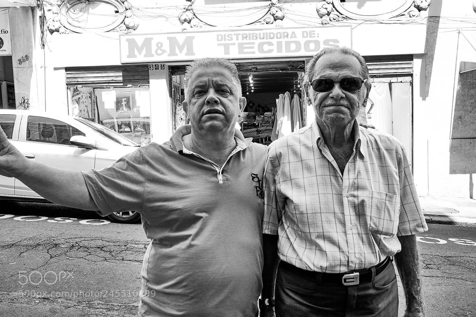 Fujifilm X-T10 sample photo. Old friendships die hard photography