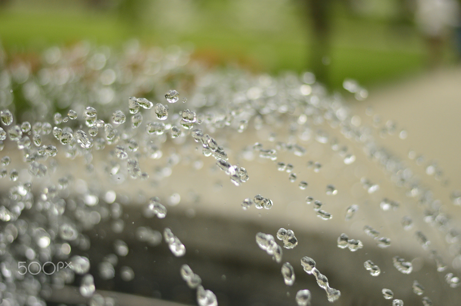 Nikon D3200 + Nikon AF-S Nikkor 50mm F1.8G sample photo. Spring of a fountain photography
