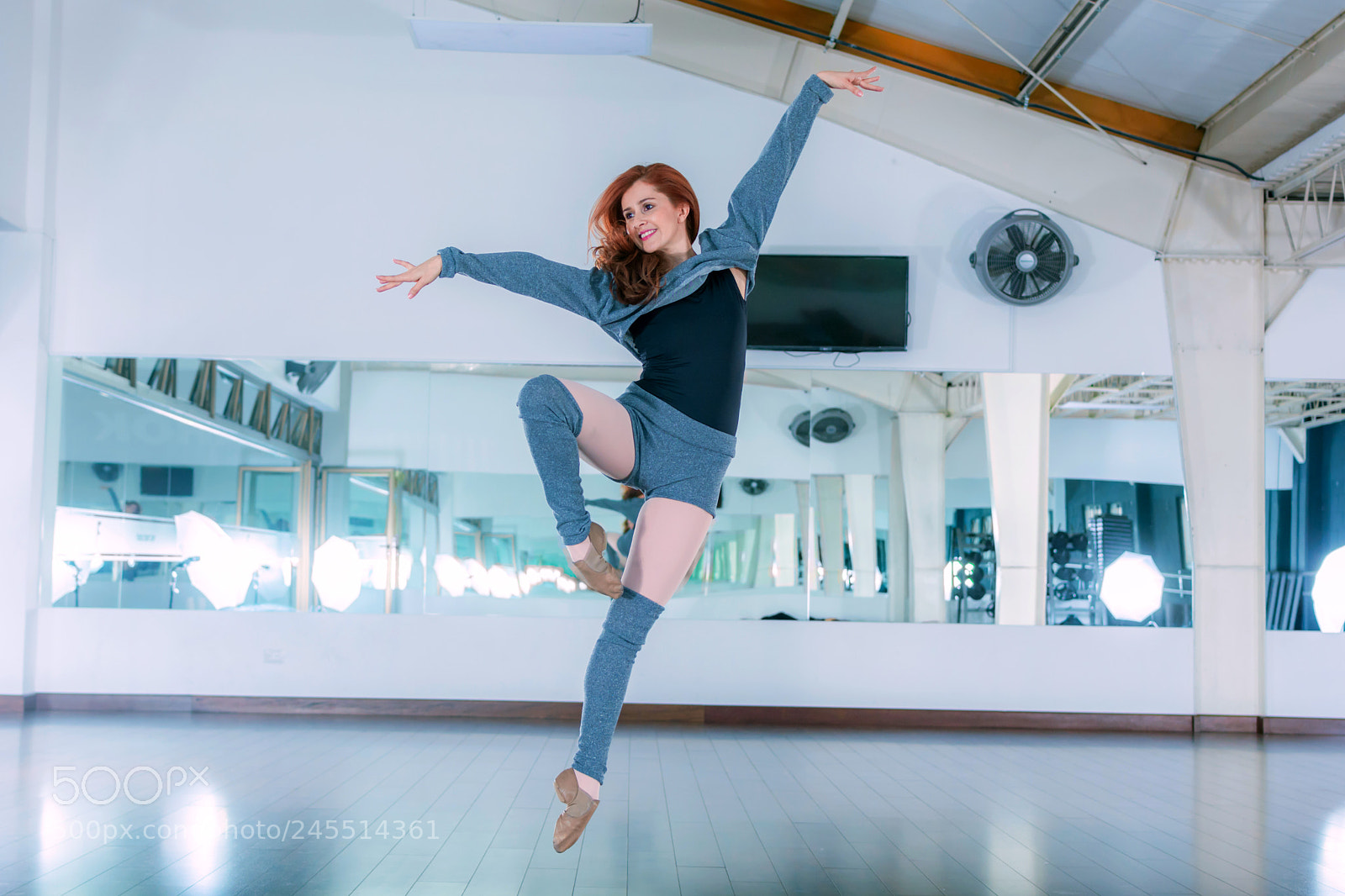 Nikon D7100 sample photo. Split dance studio photography