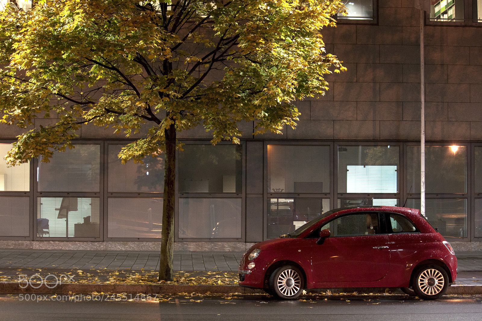 Canon EOS 500D (EOS Rebel T1i / EOS Kiss X3) sample photo. City car adv photography