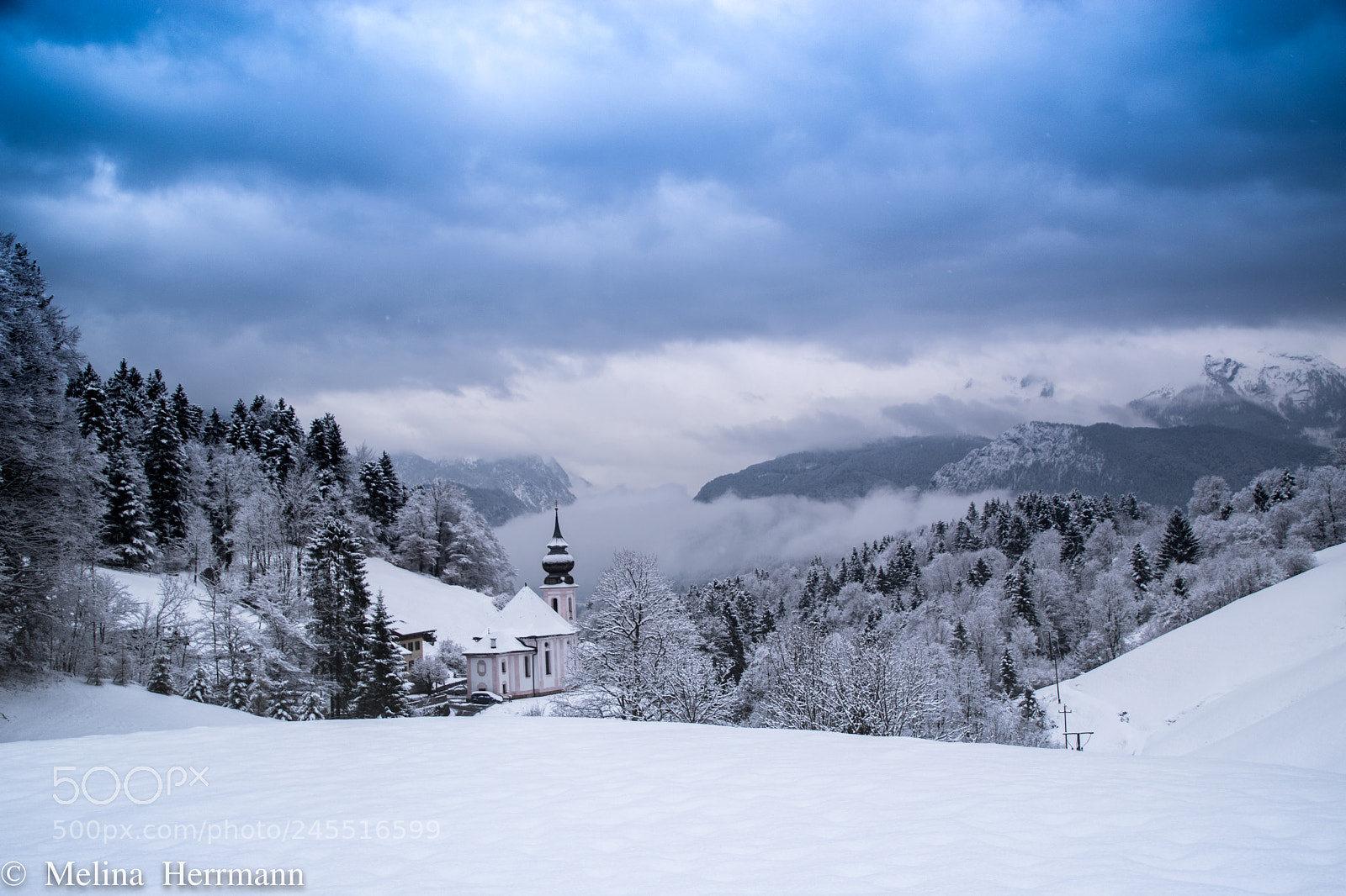 Nikon D5600 sample photo. The lonely church photography