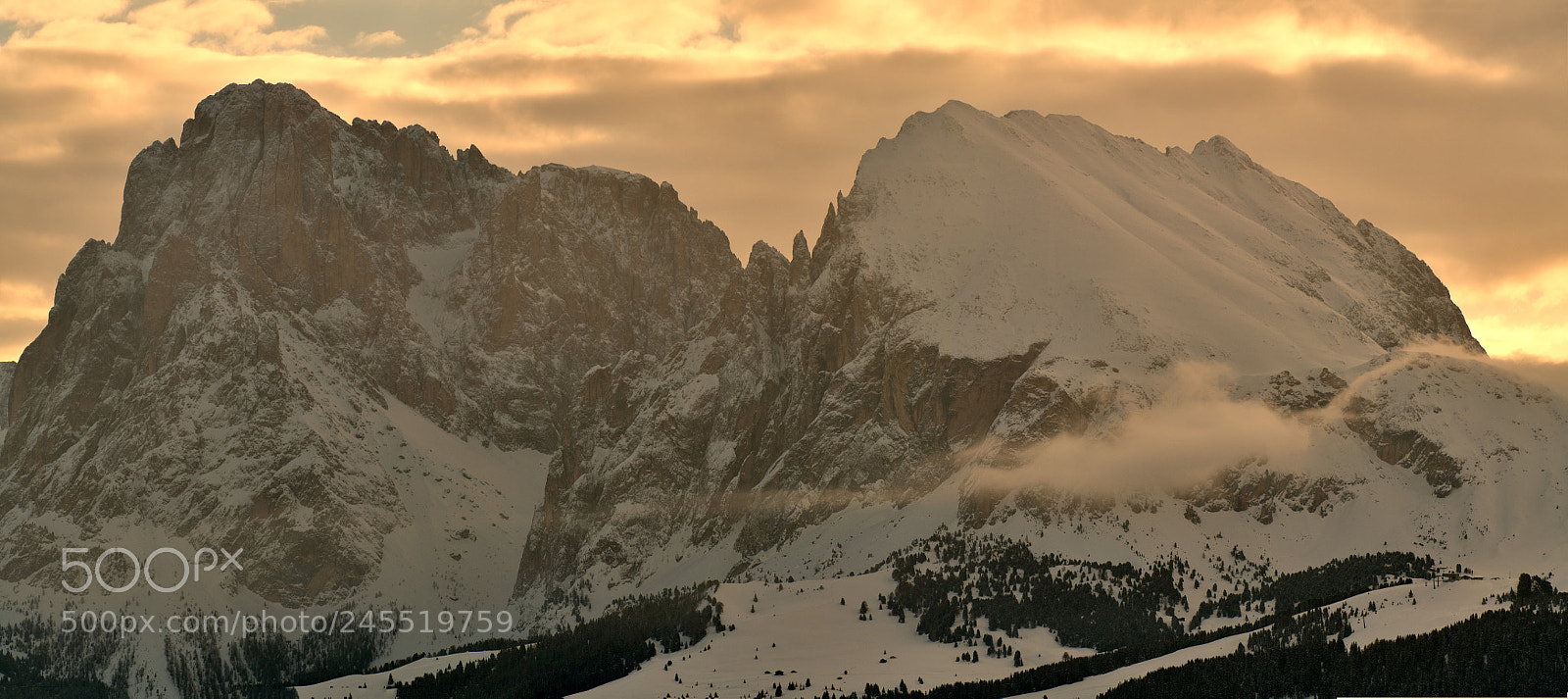 Nikon D850 sample photo. Cloudy sasso loungo and photography