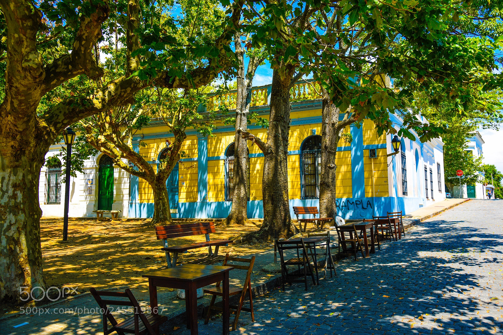 Nikon D810 sample photo. Colonia del sacramento cafe photography