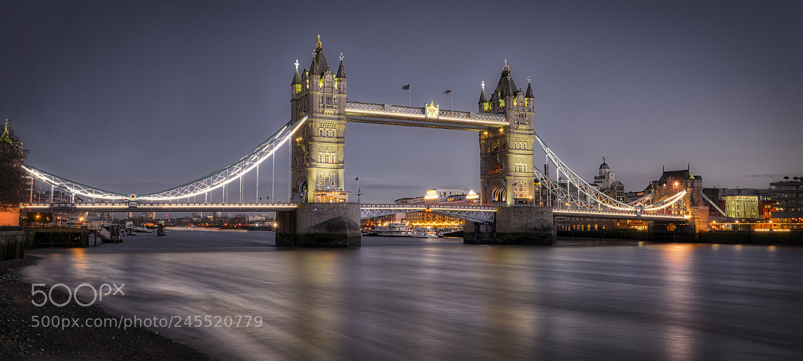 Sony a7R II sample photo. Tower bridge at dusk photography