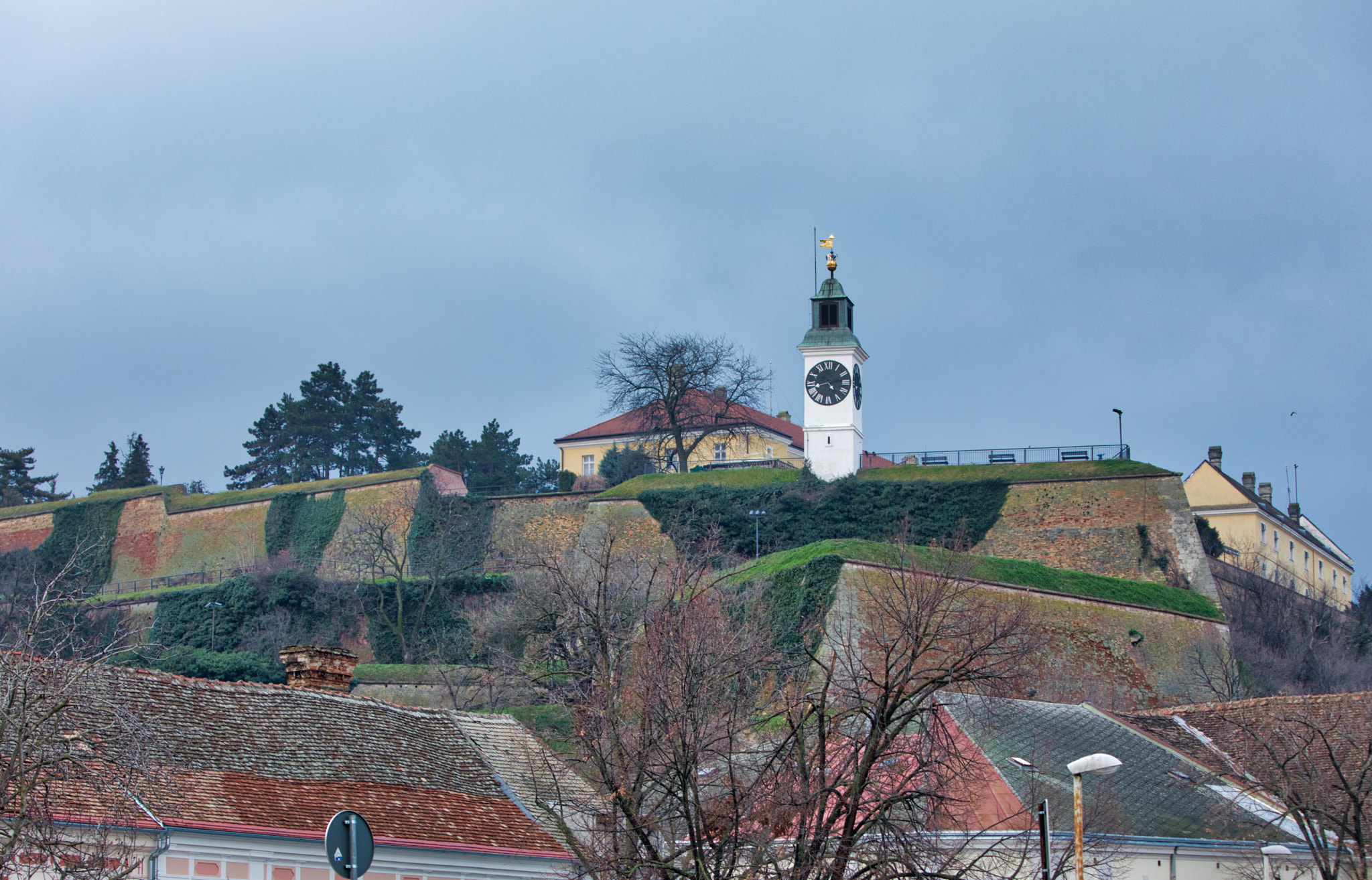Canon EF 70-200mm F4L IS USM sample photo. Petrovaradin photography