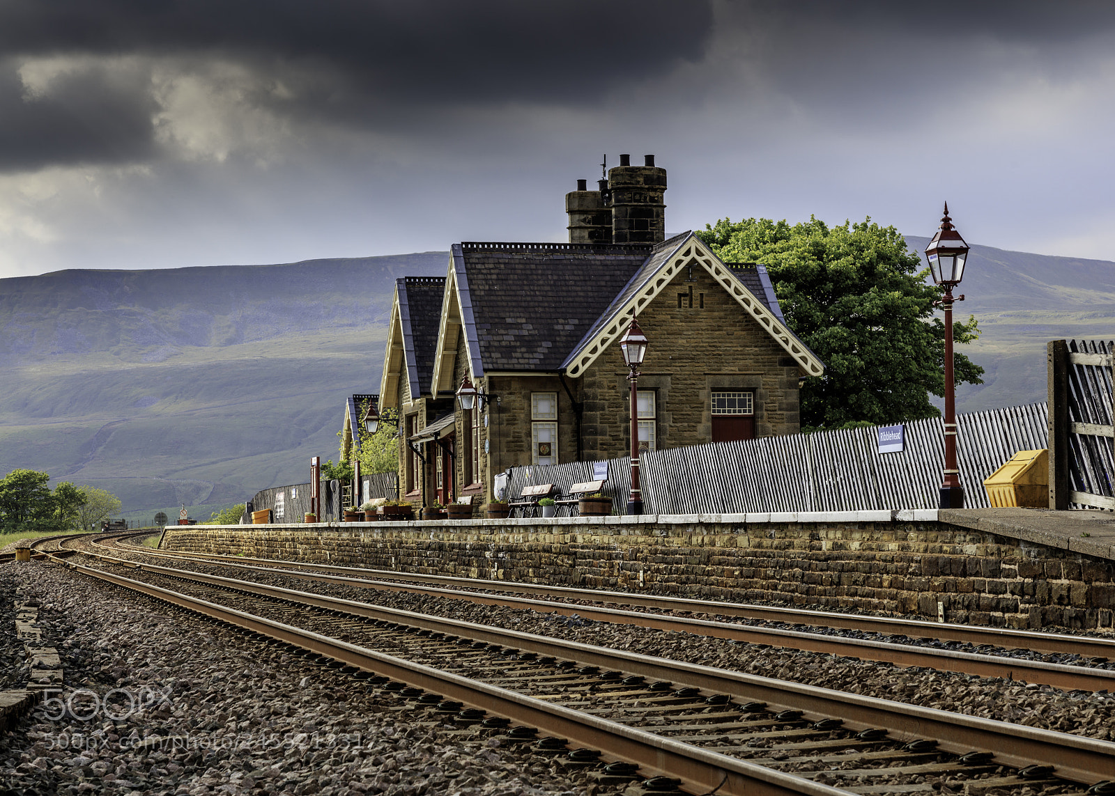Canon EOS 5DS sample photo. Ribblehead railway station photography