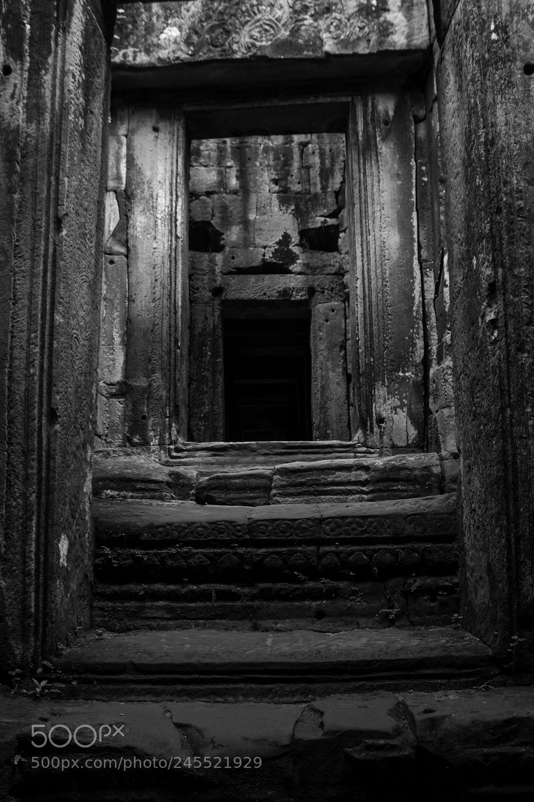 Canon EOS 550D (EOS Rebel T2i / EOS Kiss X4) sample photo. Doorway photography