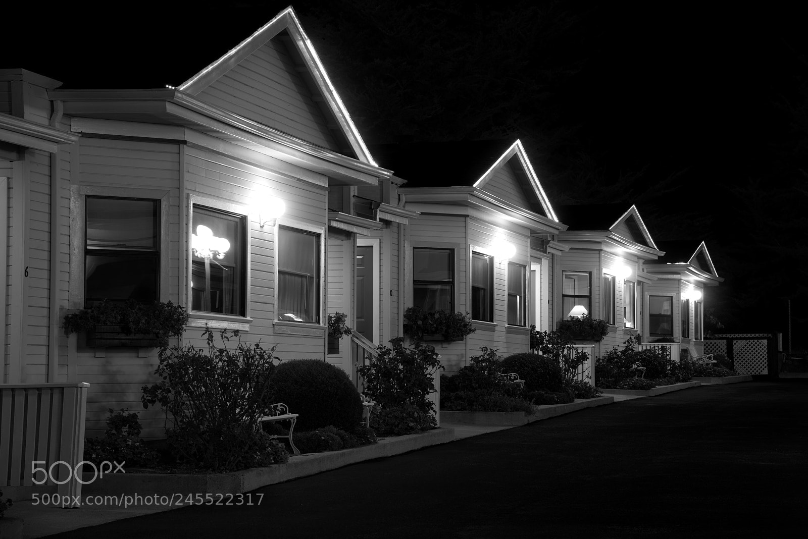 Nikon D810 sample photo. Motel at night photography