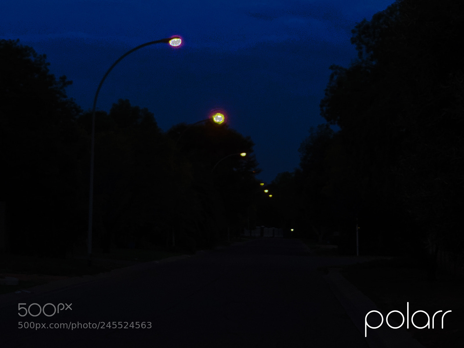 Apple iPhone X sample photo. Streetlamps photography