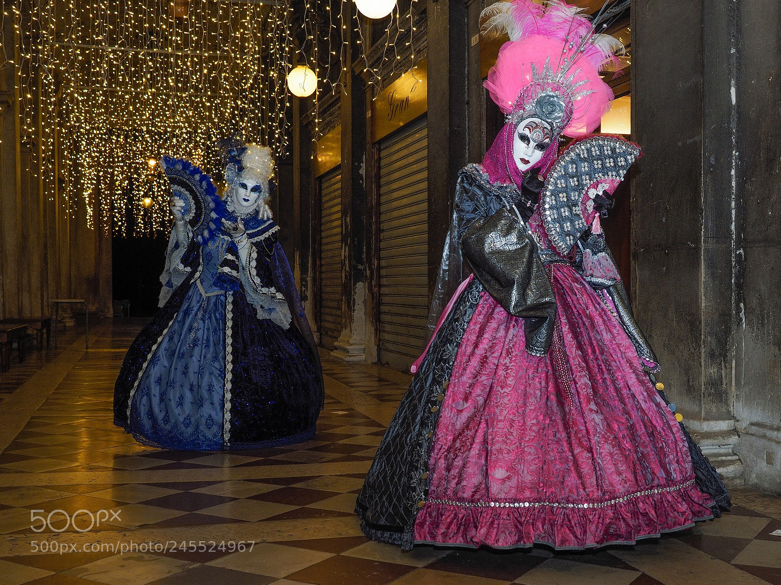 Olympus OM-D E-M1 sample photo. Venice carnival photography