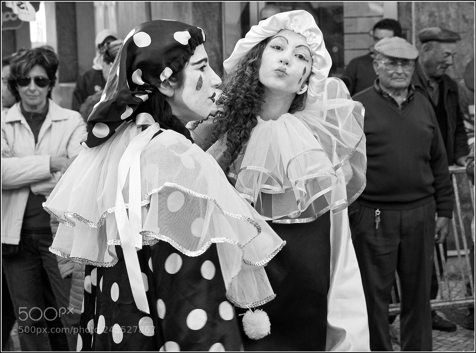 Pentax K-5 sample photo. Streetlife portugal photography