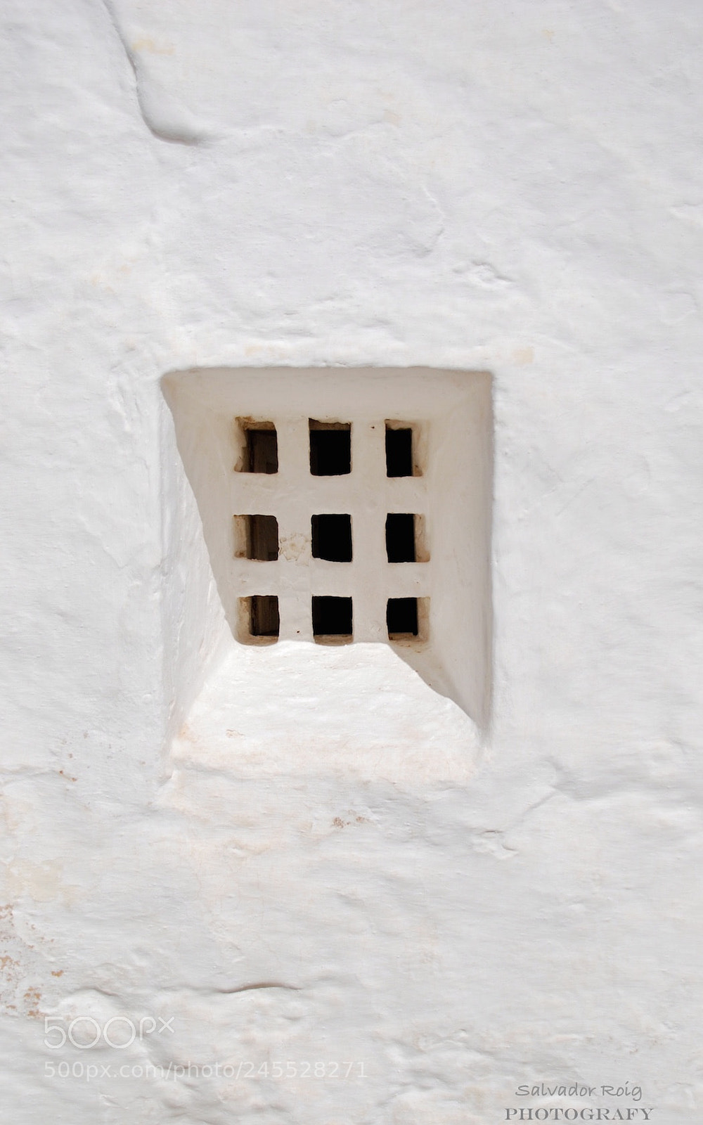Nikon D60 sample photo. White window at balafia photography