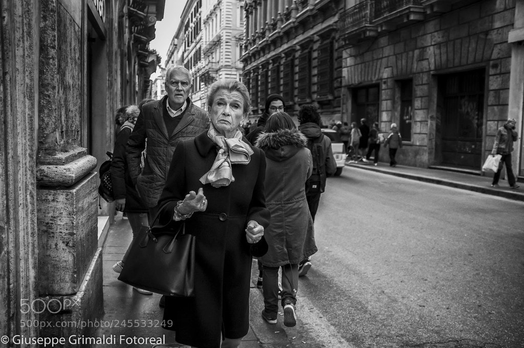 Fujifilm FinePix X100 sample photo. Up and down the photography