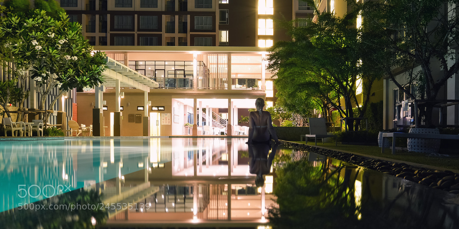 Nikon D7100 sample photo. The pool photography