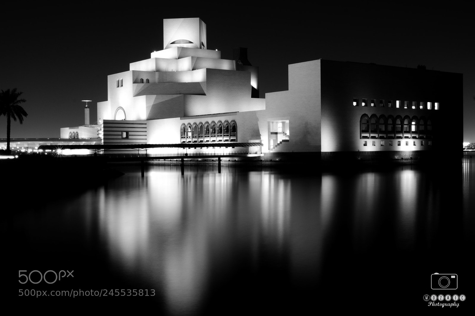 Fujifilm X-Pro2 sample photo. Night reflection photography