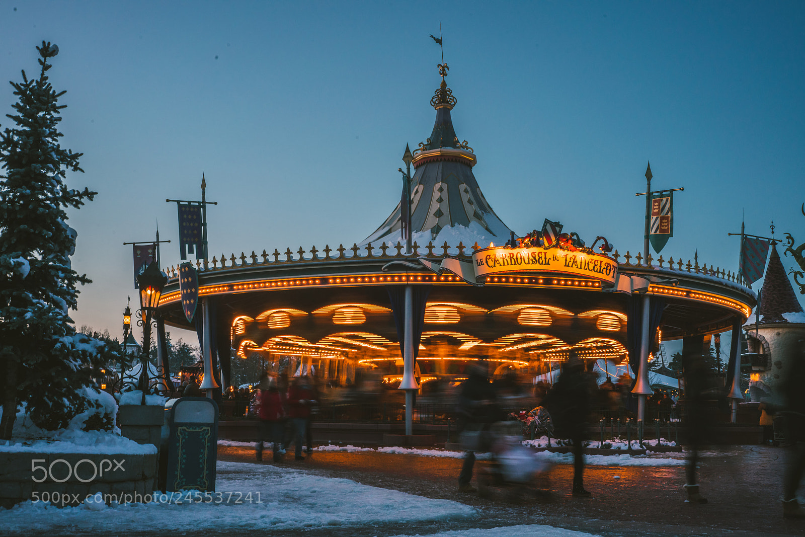 Sony a7R II sample photo. Magical carousel photography