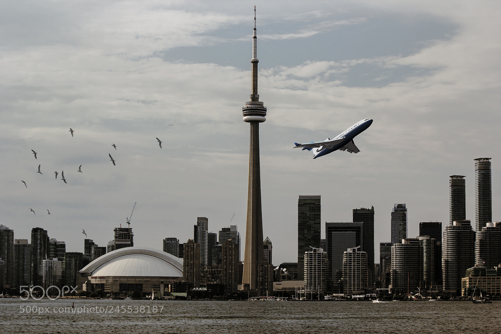 Canon EOS 60D sample photo. Flight over toronto__飞跃多伦多 photography