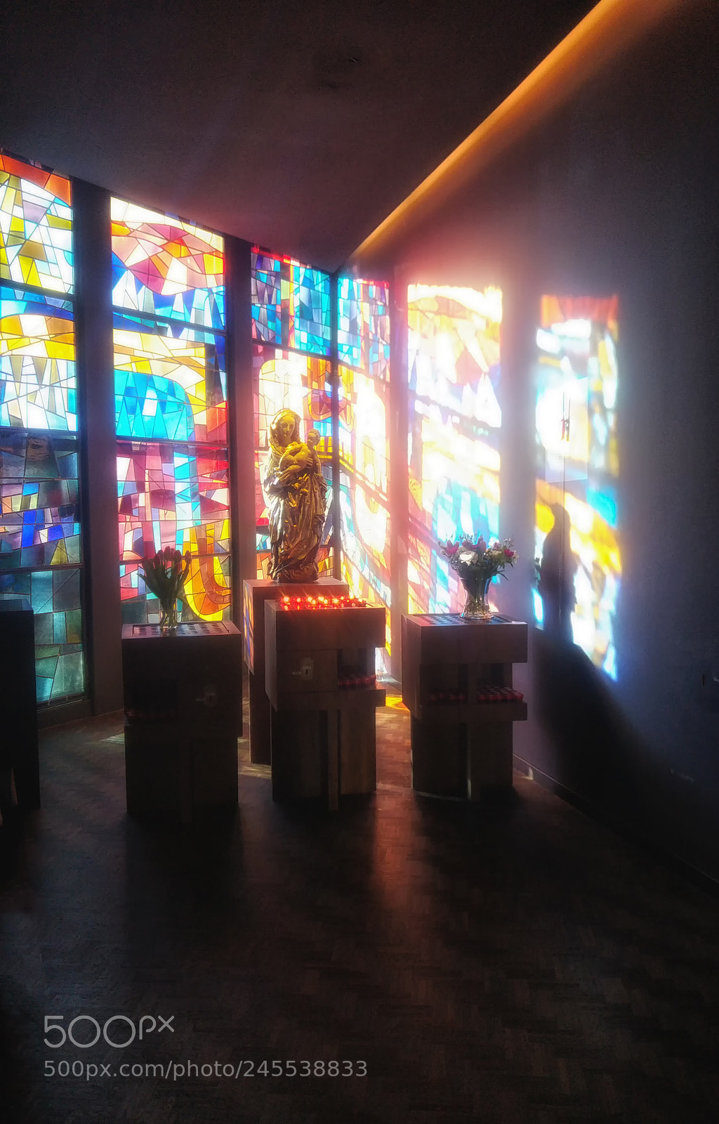 LG G4 sample photo. Little chapel in hospital photography