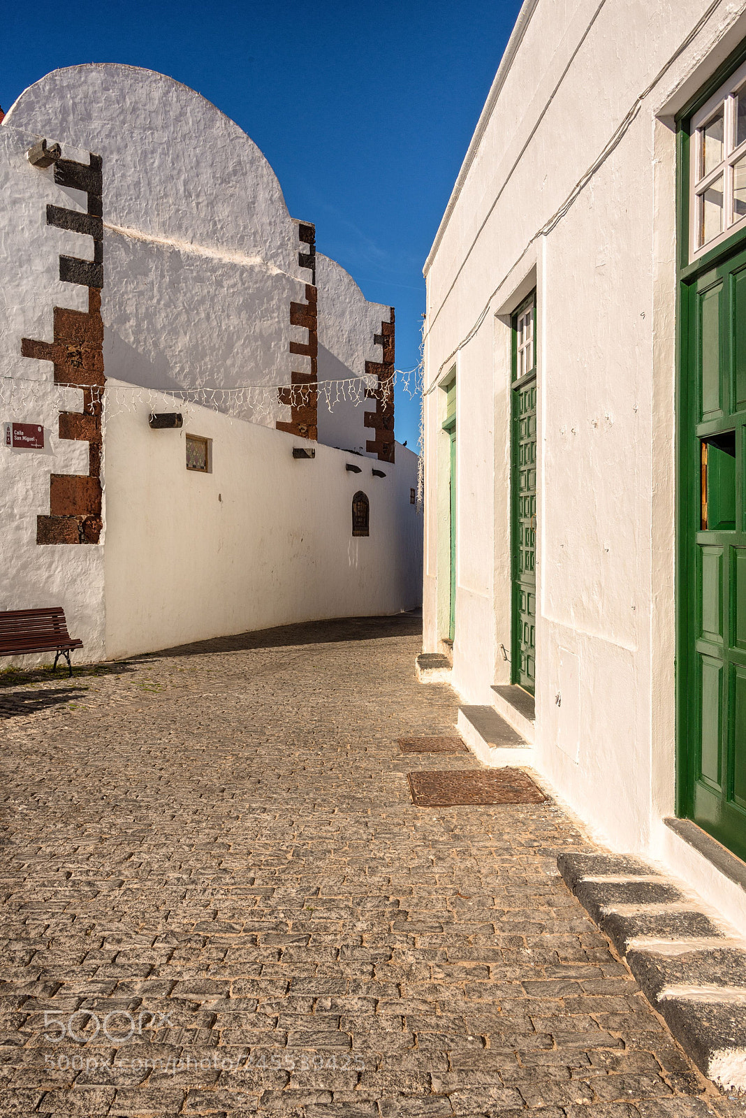 Nikon D800 sample photo. Walking around and alone photography