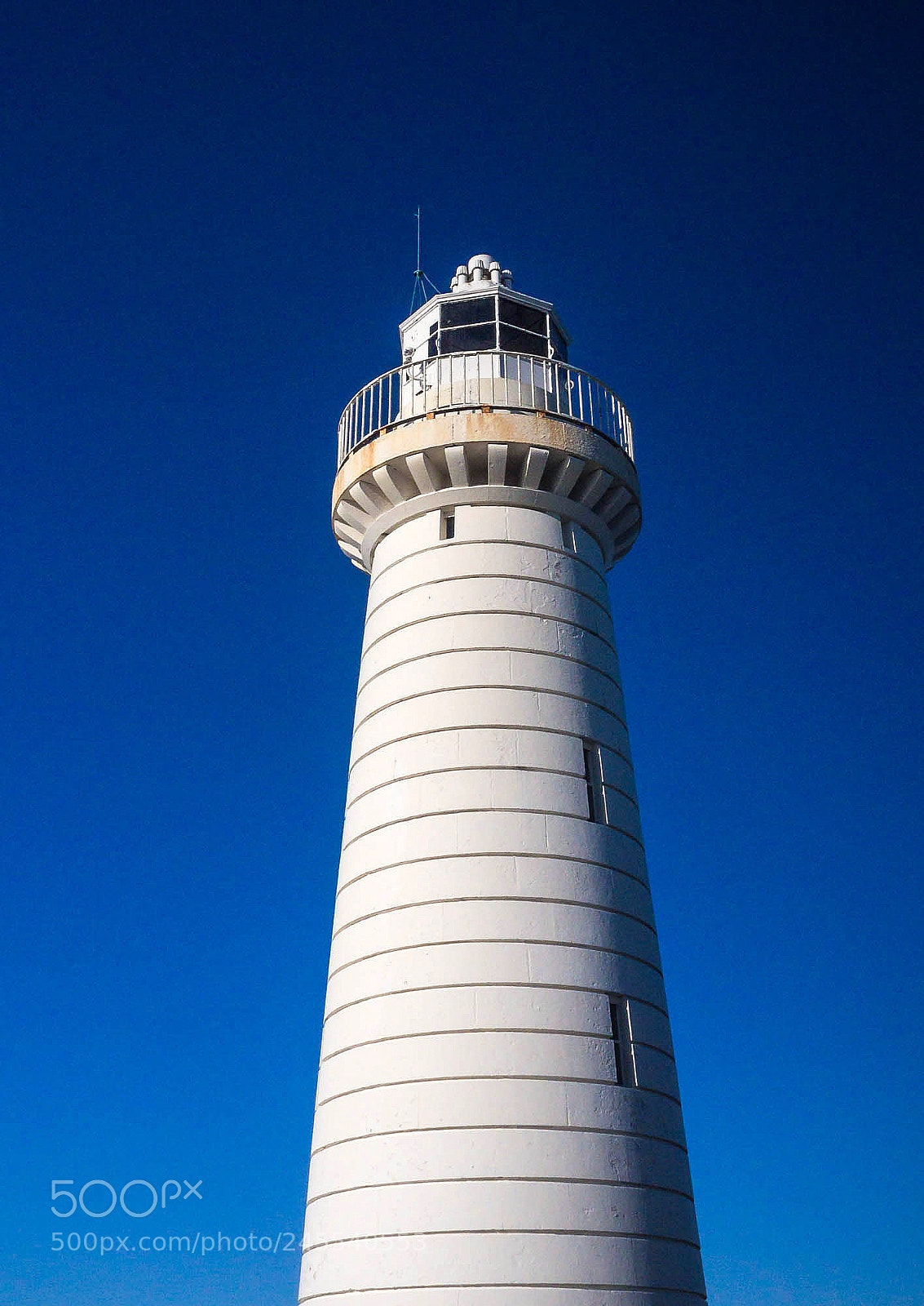 Olympus OM-D E-M5 sample photo. Shine a light photography