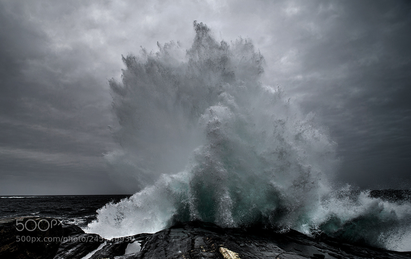 Pentax K-1 sample photo. Golta wave photography