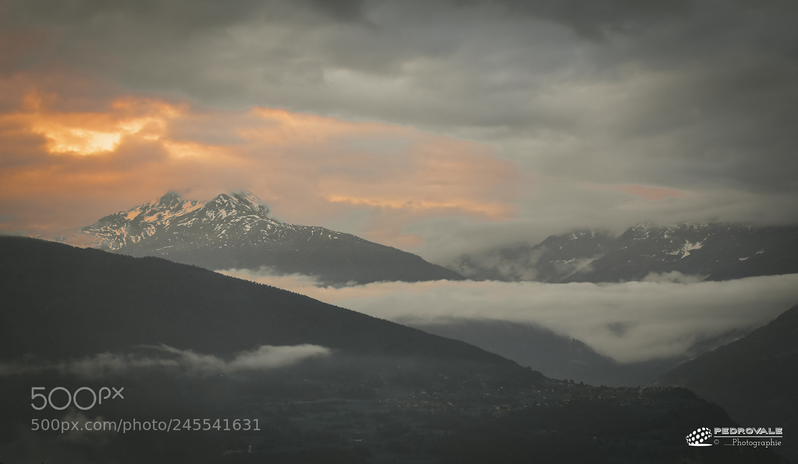 Nikon D5500 sample photo. Sunset crans montana photography