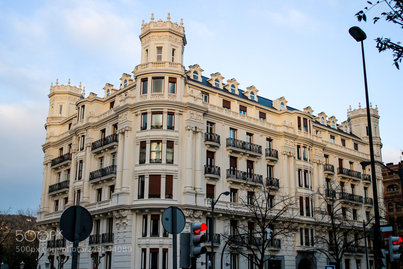 Canon EOS 750D (EOS Rebel T6i / EOS Kiss X8i) sample photo. Bilbao photography