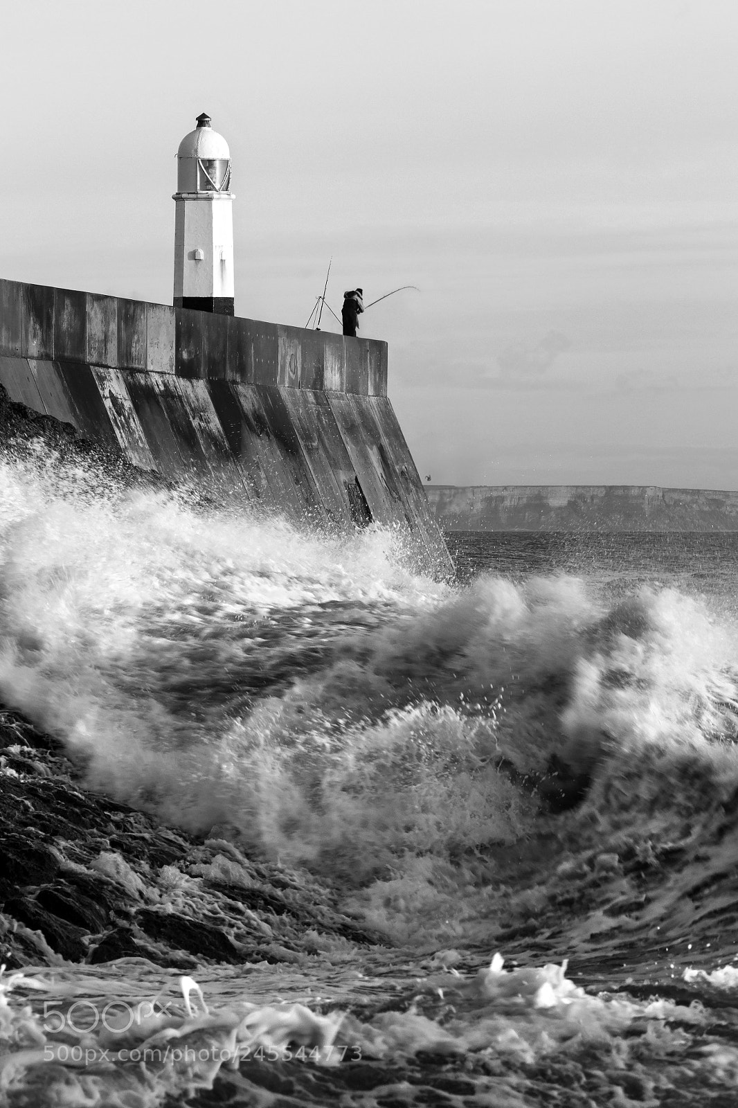 Canon EOS 700D (EOS Rebel T5i / EOS Kiss X7i) sample photo. Porthcawl high water photography