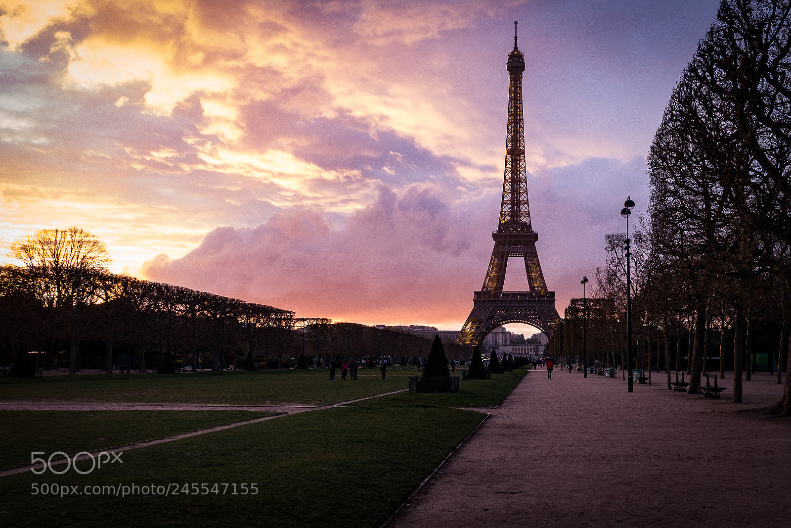 Sony Cyber-shot DSC-RX100 IV sample photo. Fiery sunset over paris photography
