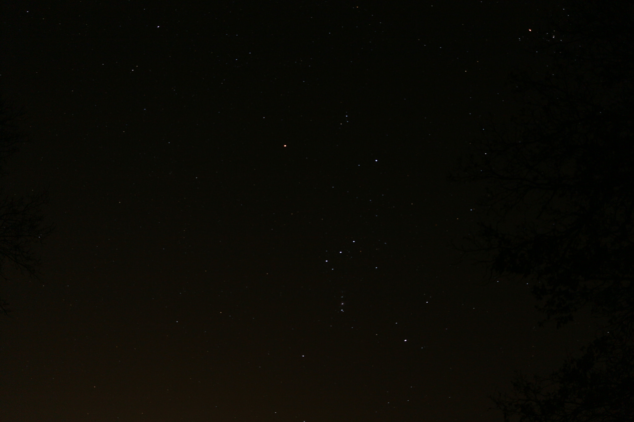 Canon EF-S 24mm F2.8 STM sample photo. Nightly winter sky in the north photography