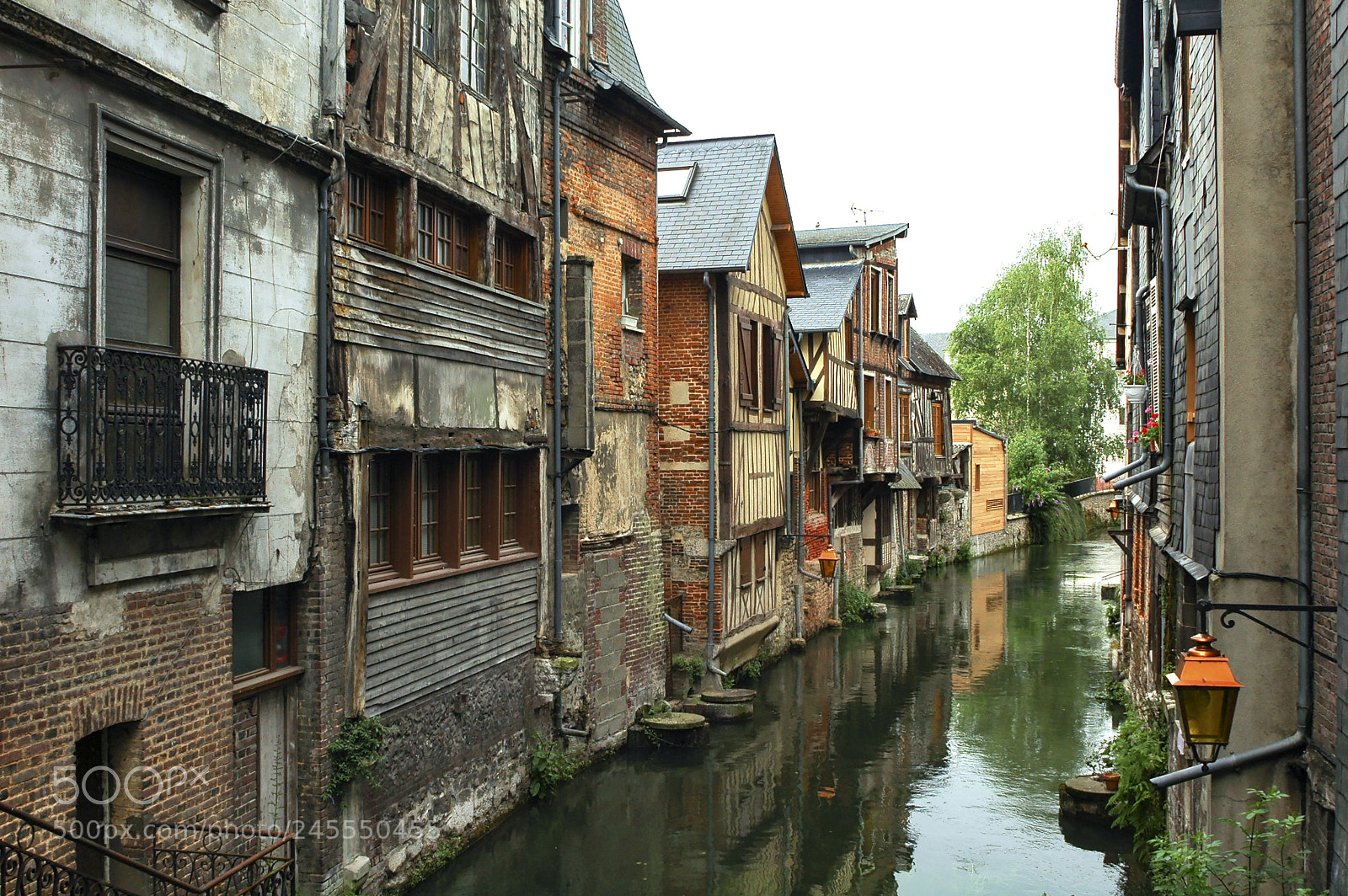 Nikon D70 sample photo. Pont-audemer (eure, normandy, france) photography
