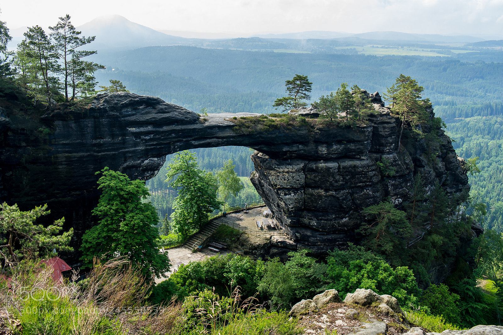 Samsung NX300 sample photo. The natural arc photography
