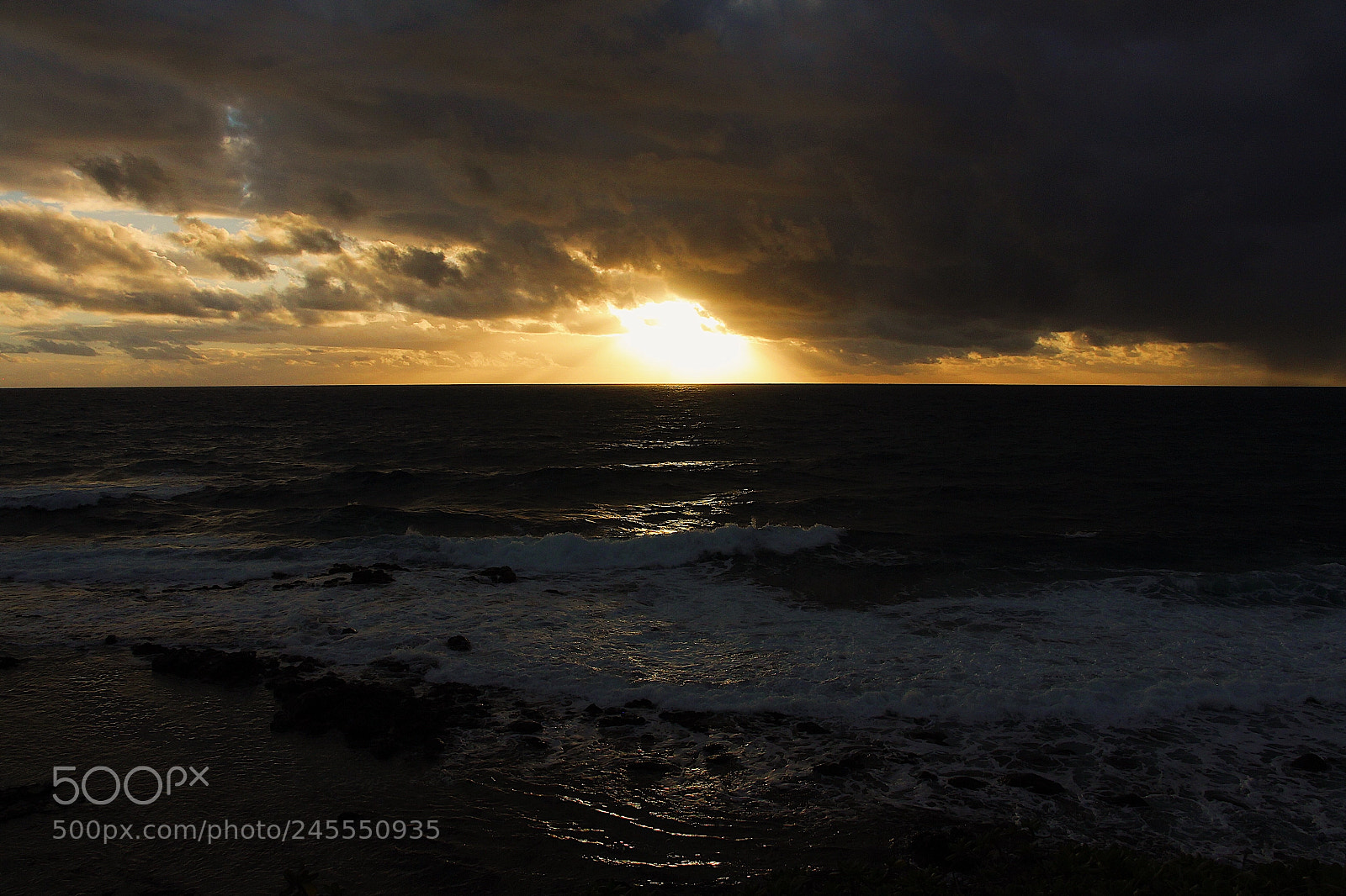 Canon EOS 650D (EOS Rebel T4i / EOS Kiss X6i) sample photo. An island sunrise photography