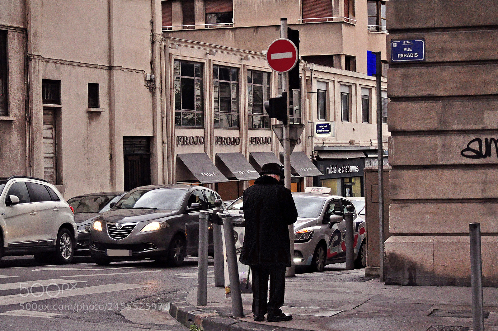 Nikon D5000 sample photo. Street photography