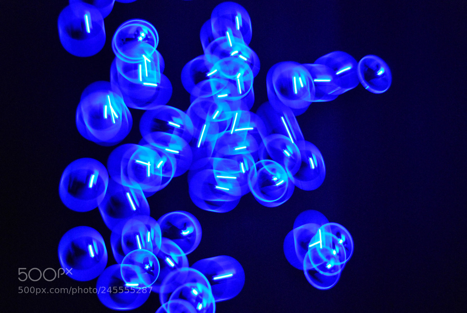Nikon D60 sample photo. Blue bubbles no 4 photography