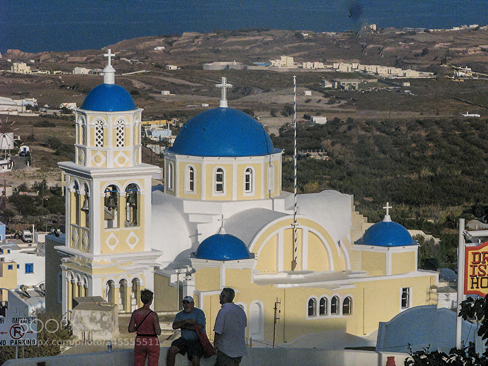 Canon POWERSHOT S5 IS sample photo. Santorini church photography