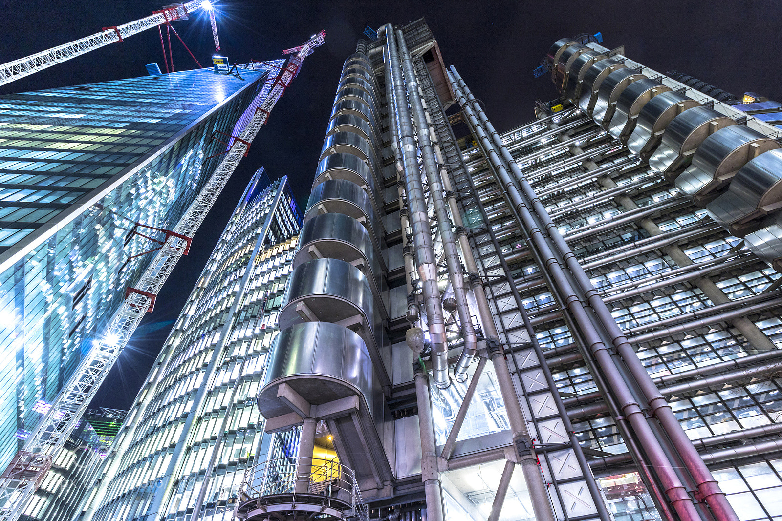 Canon EOS 760D (EOS Rebel T6s / EOS 8000D) sample photo. Lloyds building @ night photography