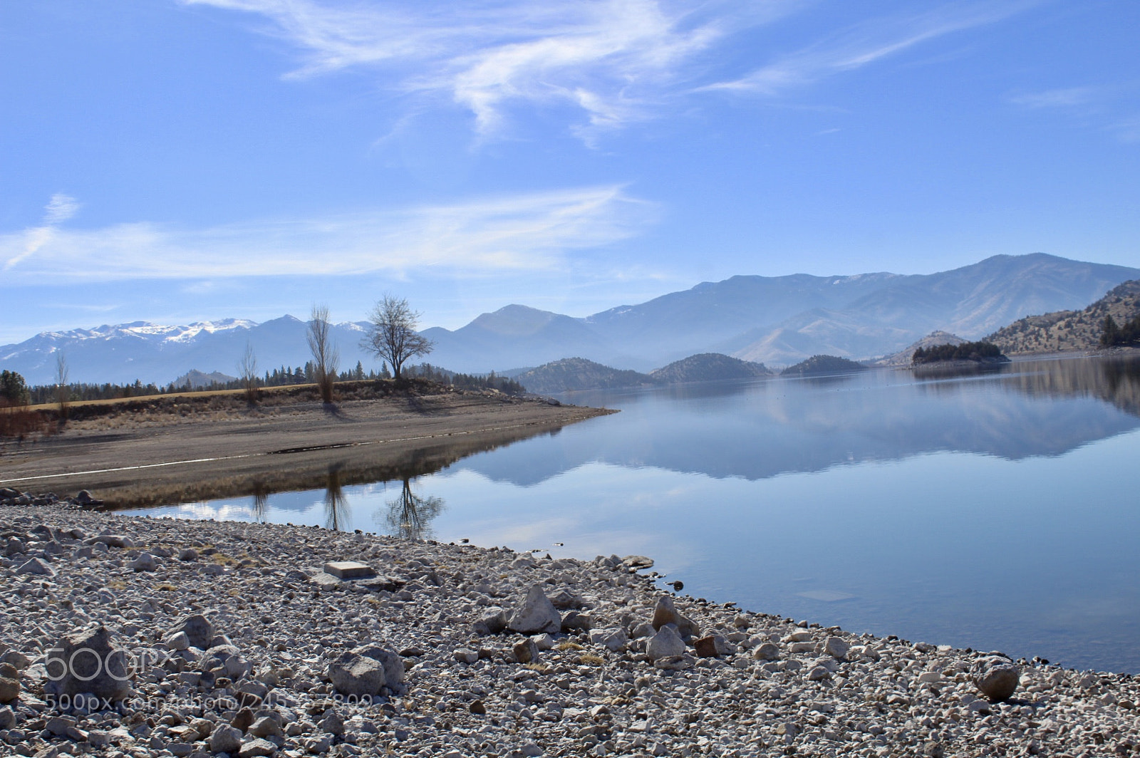 Canon EOS 1300D (EOS Rebel T6 / EOS Kiss X80) sample photo. Lake shastina, california photography