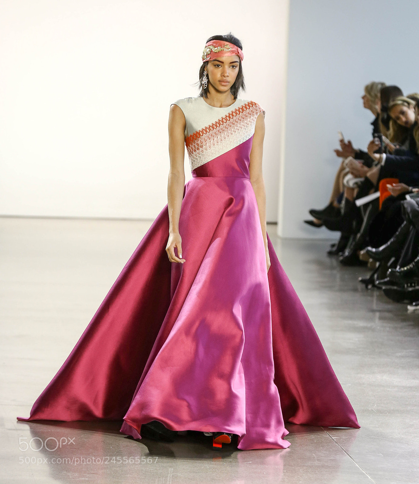 Canon EOS-1D X sample photo. Nyfw 2018 runway photography