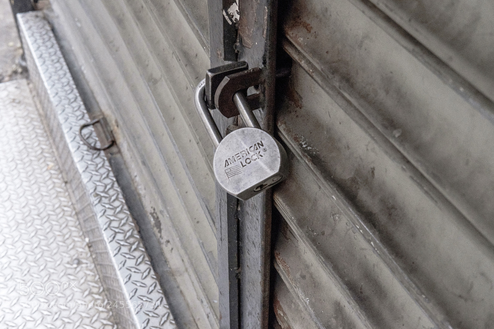 Fujifilm X-Pro2 sample photo. Lock (trump) photography