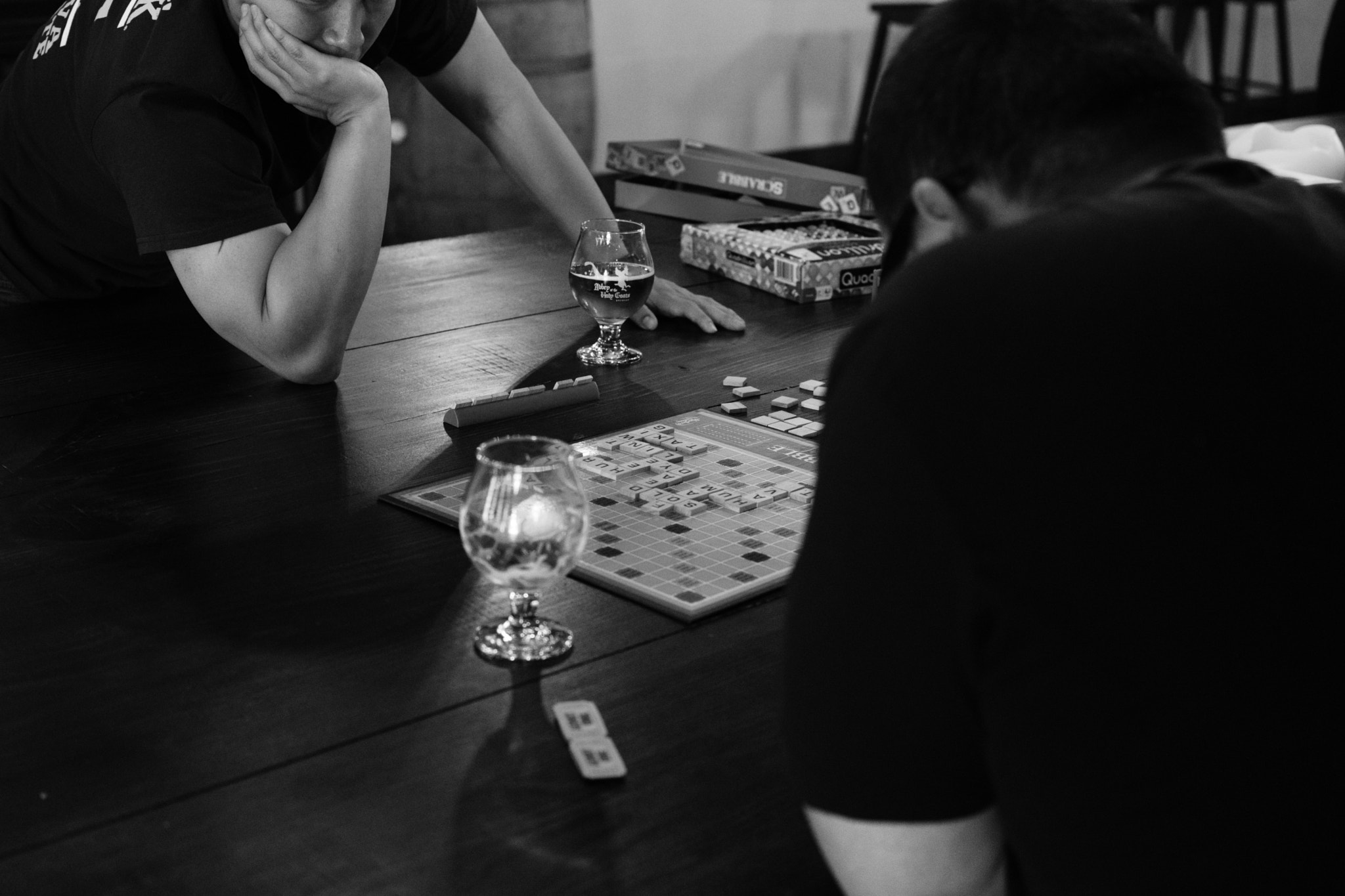Nikon AF-S DX Nikkor 35mm F1.8G sample photo. Competitive scrabble photography